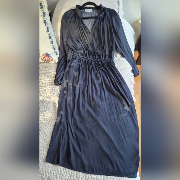 Modern Citizen Midnight Blue Gathered Dress - Picture 1 of 4